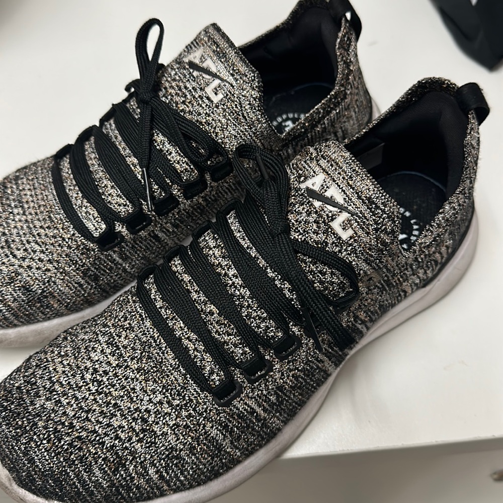 APL Techloom Breeze Sparkly Black and Gold women’s Sz 9